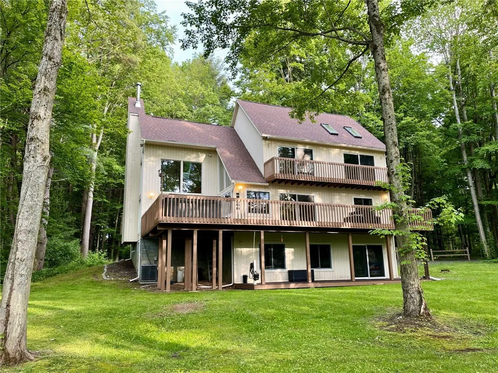 Property at 735 Howell Road, Conquest, NY 13140