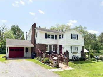 Property at 1606 Main Road, Pembroke, NY 14036