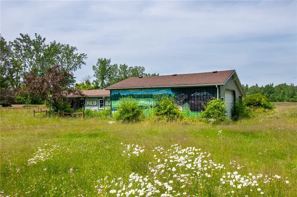 Property at 17071 Ridge Road, Murray, NY 14470