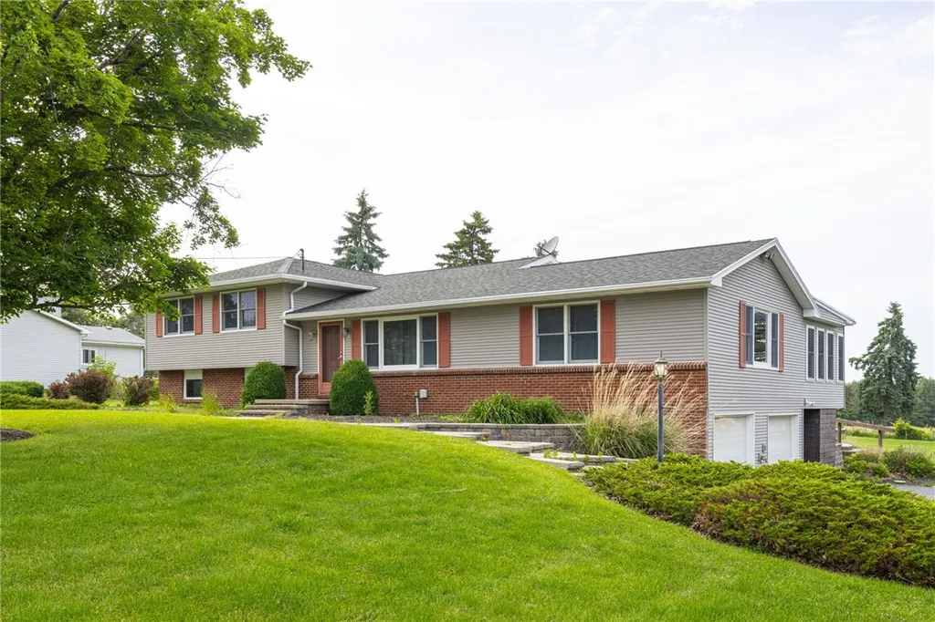 Property at 7175 Gale Road, Lima, NY 14485