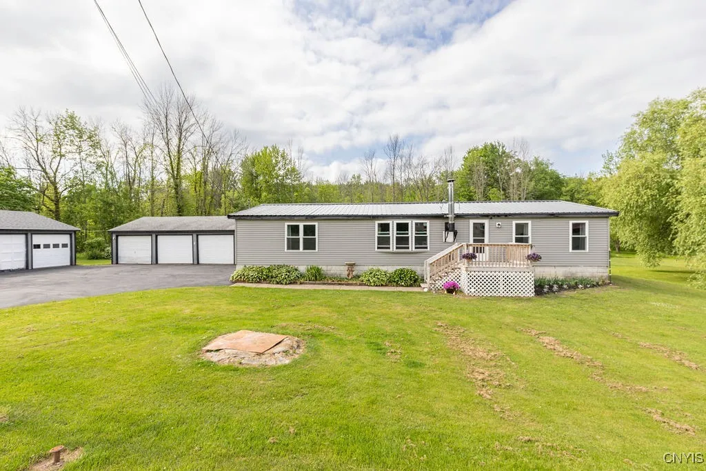 Property at 916 County Route 1, New Haven, NY 13126