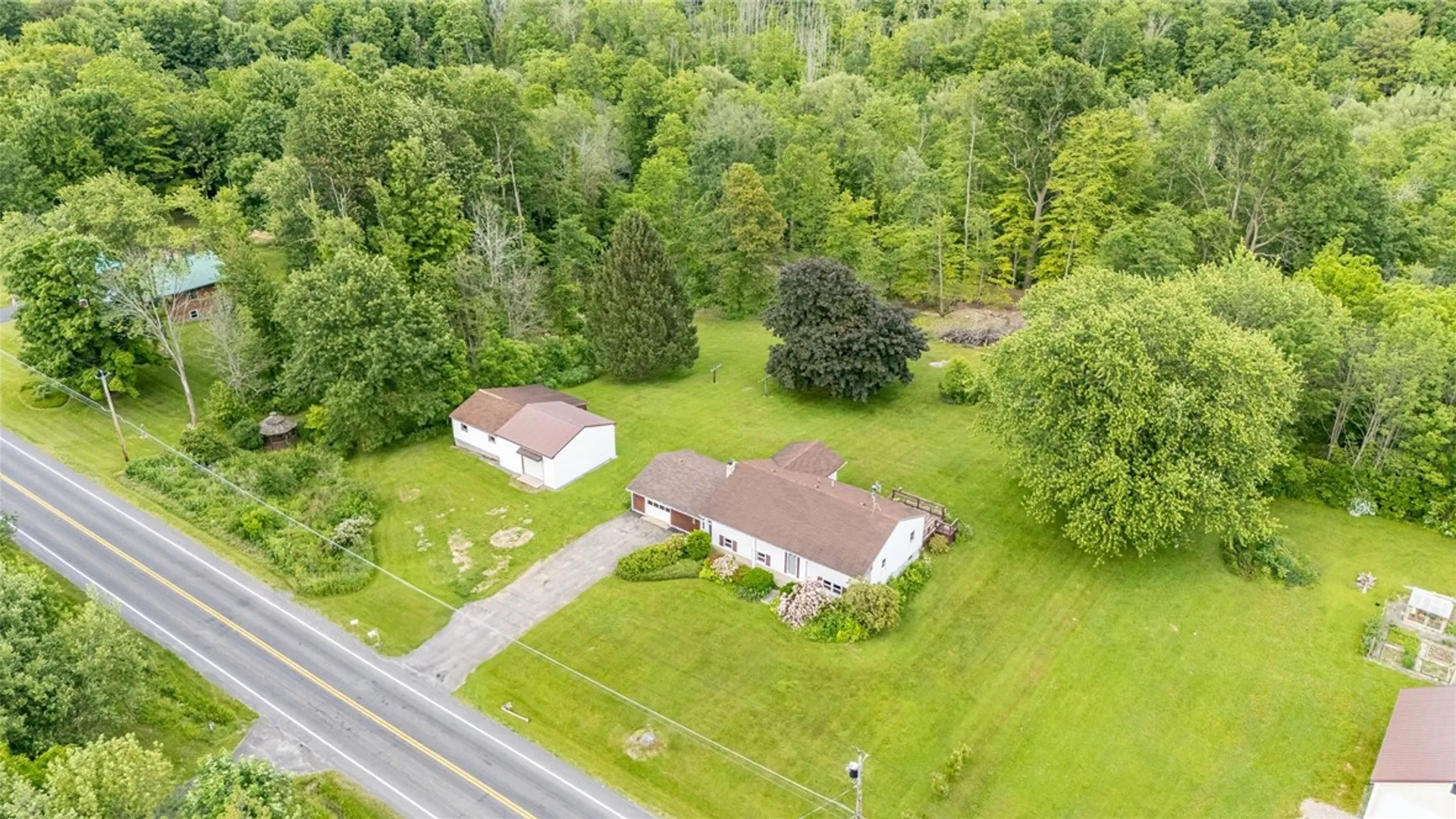 Property at 6856 E Port Bay Road, Wolcott, NY 14590 45