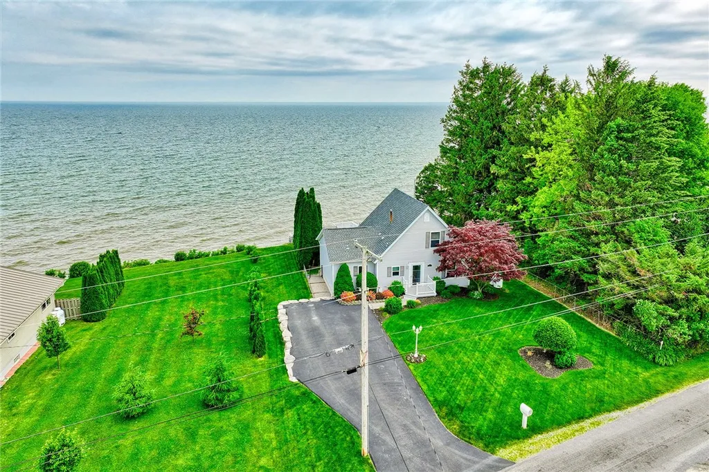Property at 17085 Norway Heights, Kendall, NY 14476