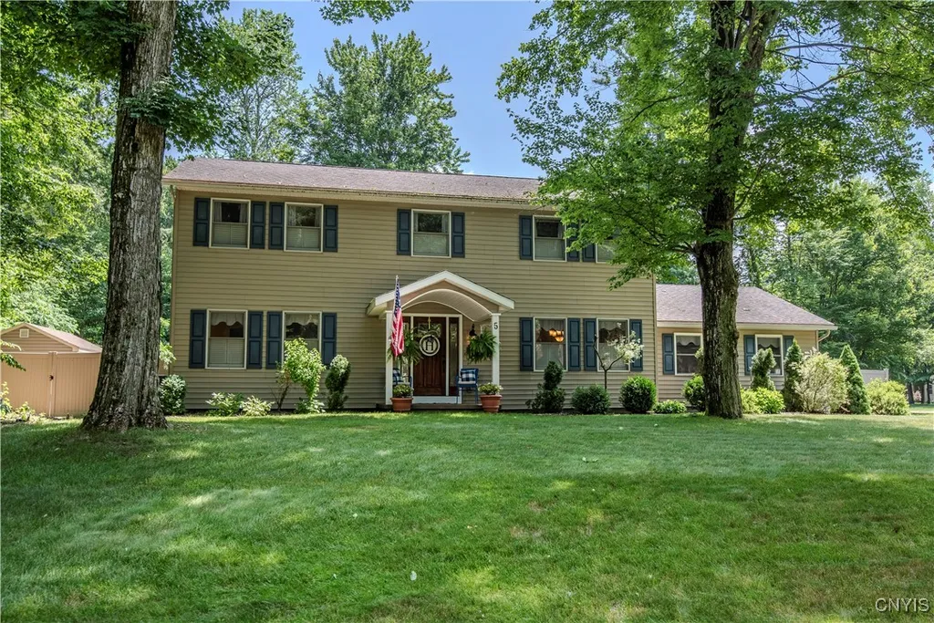 Property at 5 Family Circle, Lee, NY 13363