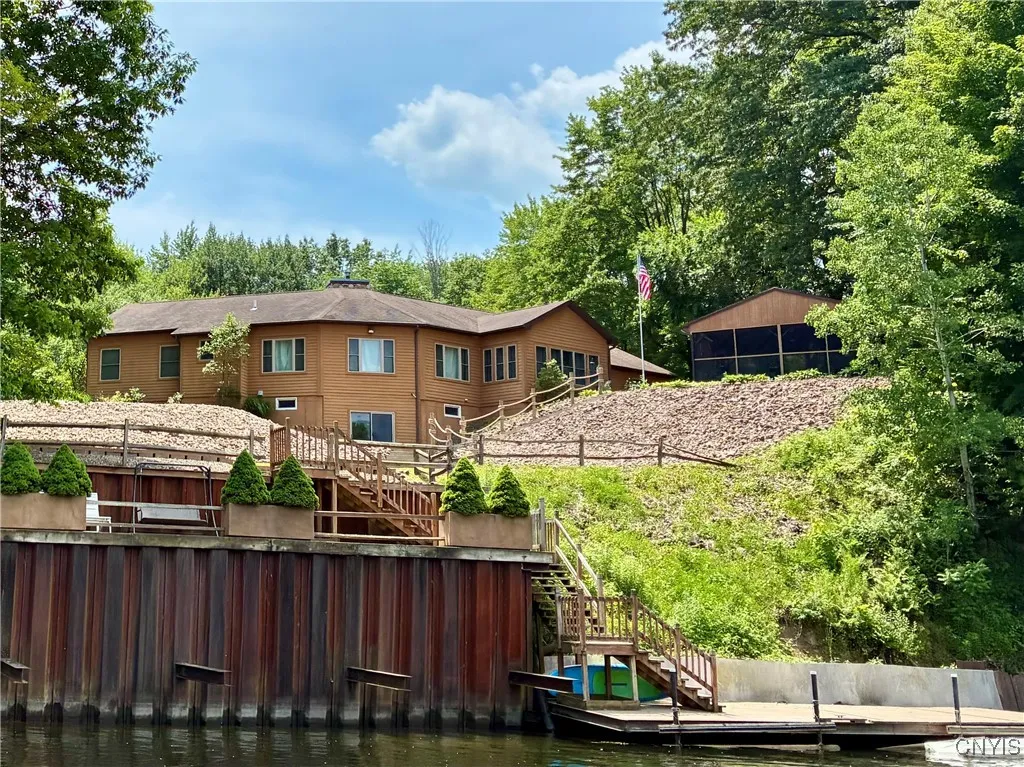 Property at 75 Aldrich Lane, Schroeppel, NY 13132