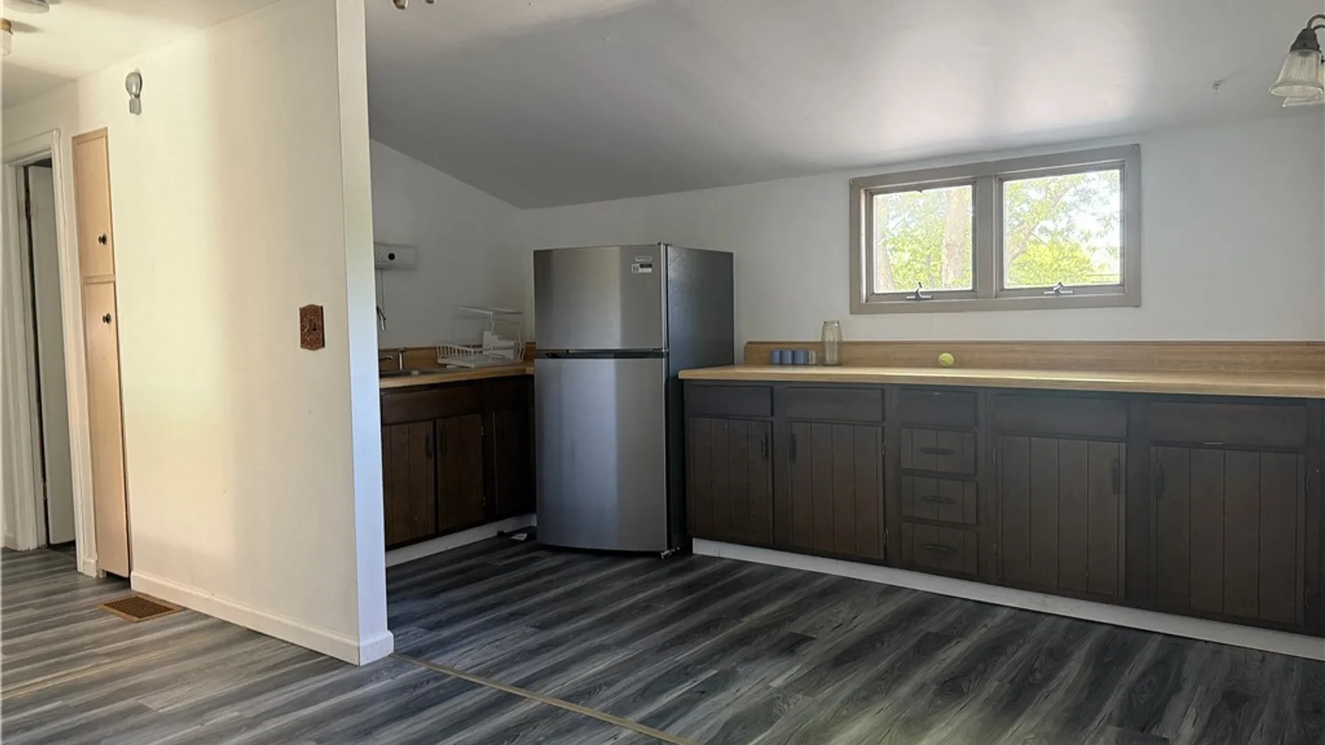 Property at 14 Dolphann Drive, Tonawanda, NY 14150 16