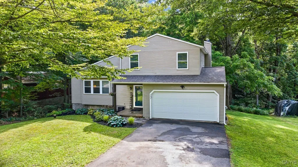 Property at 323 County Route 10, Schroeppel, NY 13132