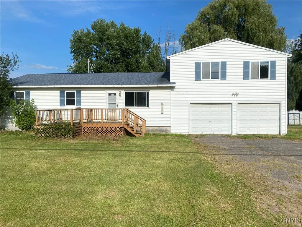 Property at 1270 County Route 12, Schroeppel, NY 13132