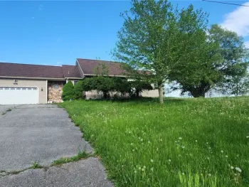 Property at 4265 S Holley Road, Clarendon, NY 14470