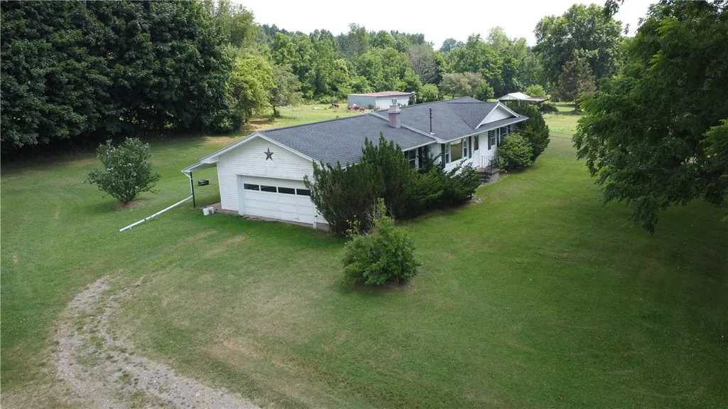 Property at 8689 Reeds Corners Road, Sparta, NY 14437