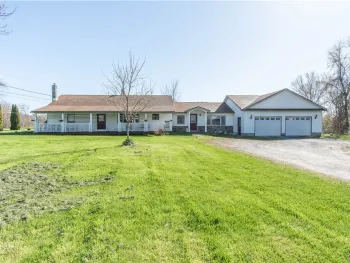 Property at 36976/978 State Route 12e, Clayton, NY 13624