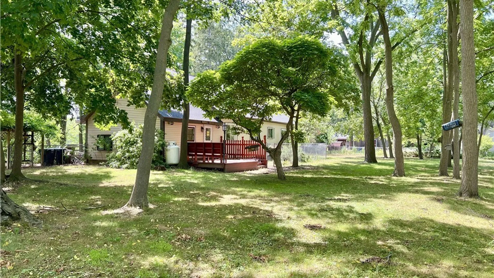 Property at 2388 Riverview Drive, Wilson, NY 14172 14