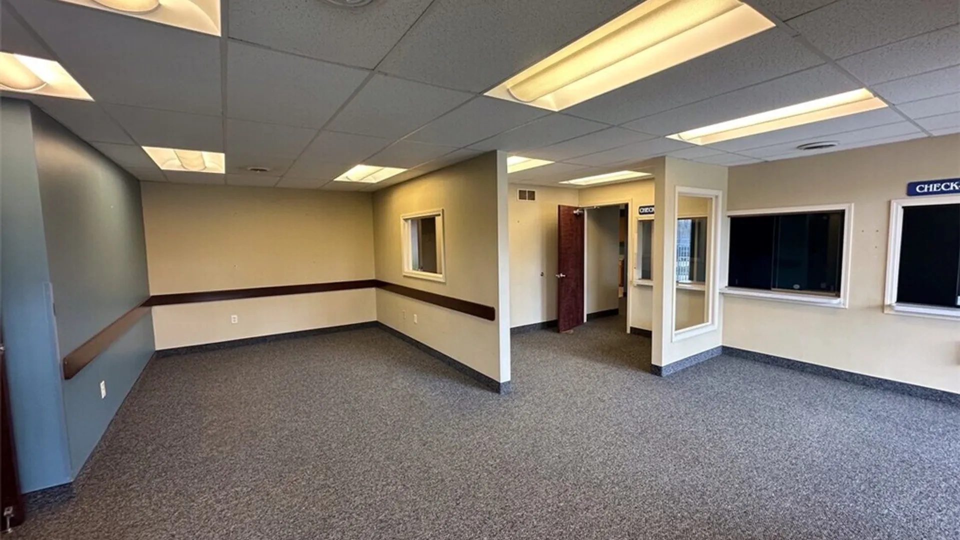 Property at 121 Erie Canal Drive, Greece, NY 14626 6