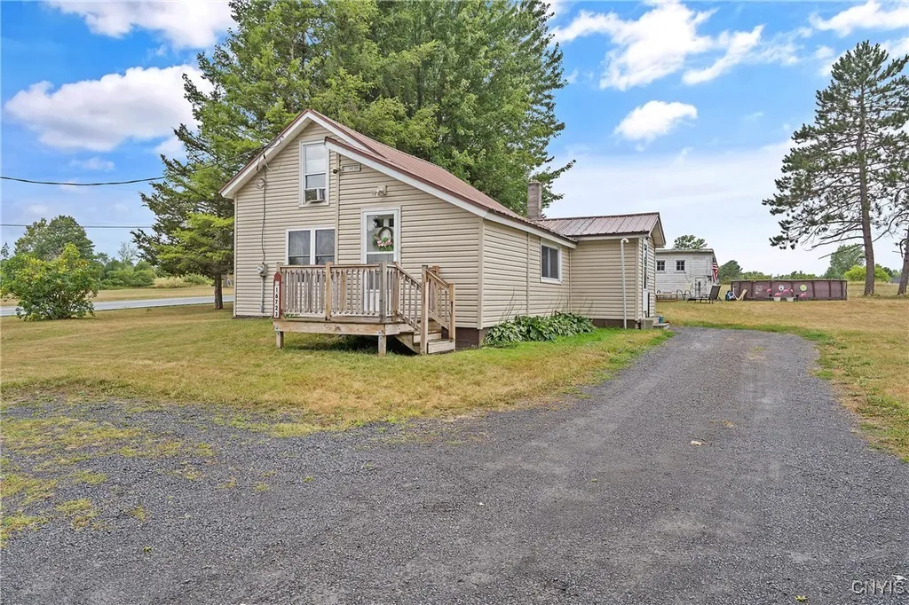 Property at 16723 County Route 76, Adams, NY 13606