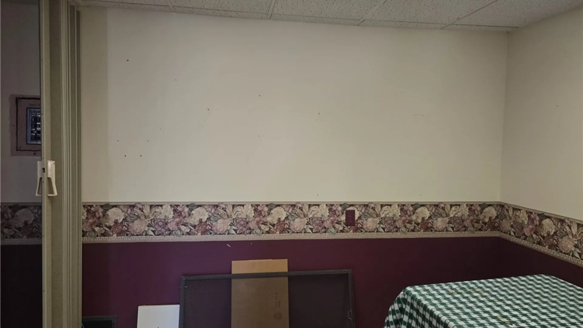 Property at 2103 Mackenna Avenue, Niagara Falls, NY 14303 31