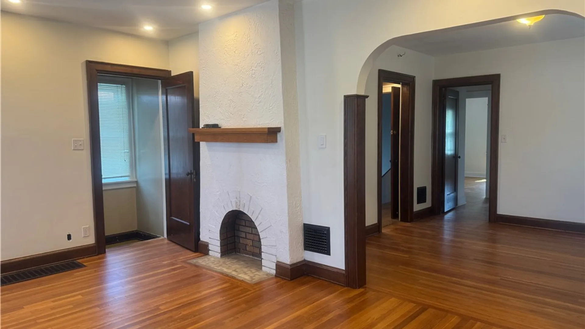 Property at 102 Tulane Road, Tonawanda, NY 14217 3