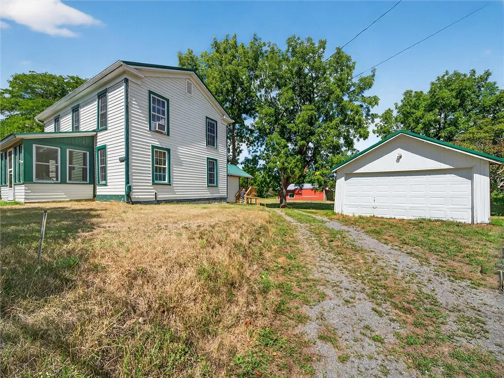 Property at 13277 Ridge Road, Gaines, NY 14411