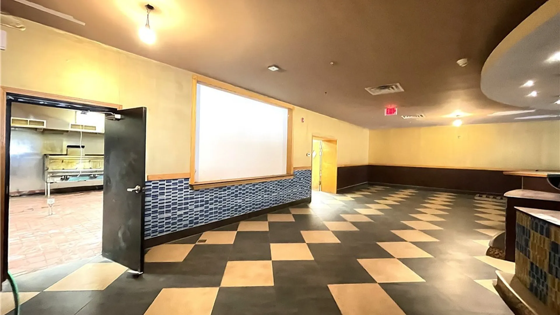 Property at 3011 Erie Boulevard, Syracuse, NY 13224 11