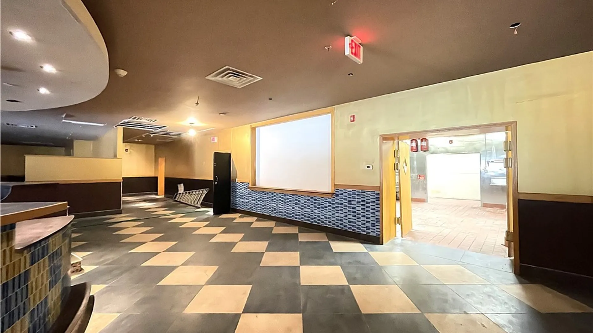 Property at 3011 Erie Boulevard, Syracuse, NY 13224 12