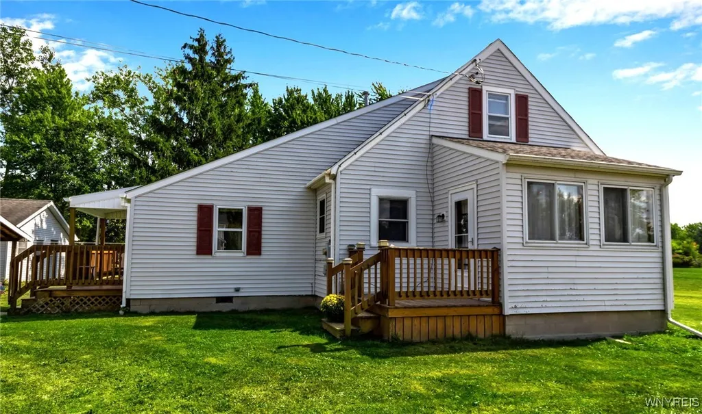 Property at 6257 Mann Road, Royalton, NY 14001