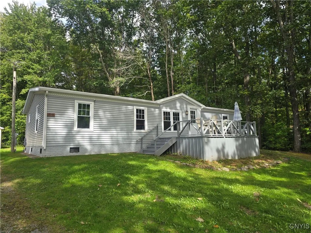 Property at 309 Drive 10, Vienna, NY 13042