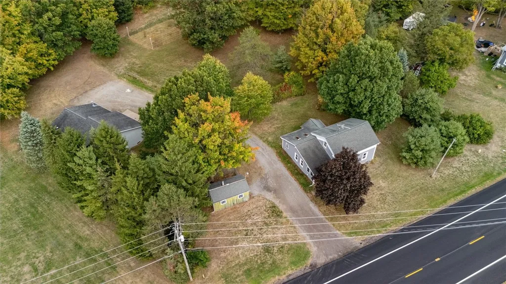 Property at 16961 Ridge Road, Murray, NY 14470