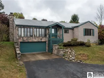 Property at 4 Winding Way, Busti, NY 14750