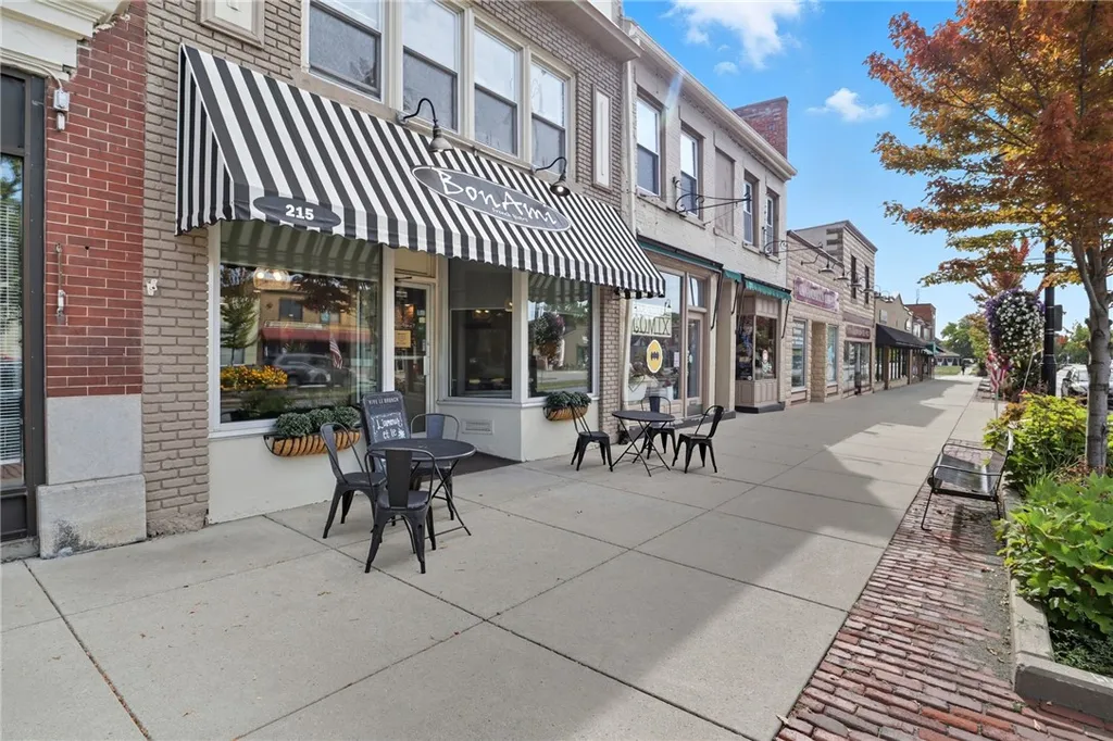 Property at 215 S Main St, Canandaigua City, NY 14424