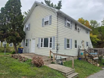 Property at 11 Seneca Ave 2nd Floor, Vernon, NY 13421