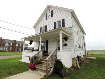 Property at 25 Vernon Street, Royalton, NY 14105