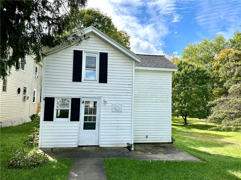 Property at 4 Cross Street, Naples, NY 14512