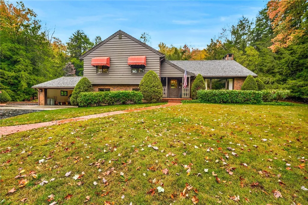 Property at 24 Hedgehog Hollow Road, Foster Town, PA 16701