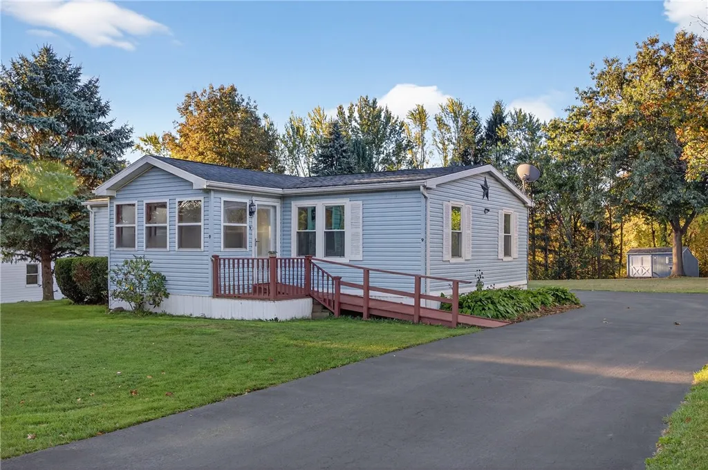 Property at 9 Maclaren Drive, Starkey, NY 14837