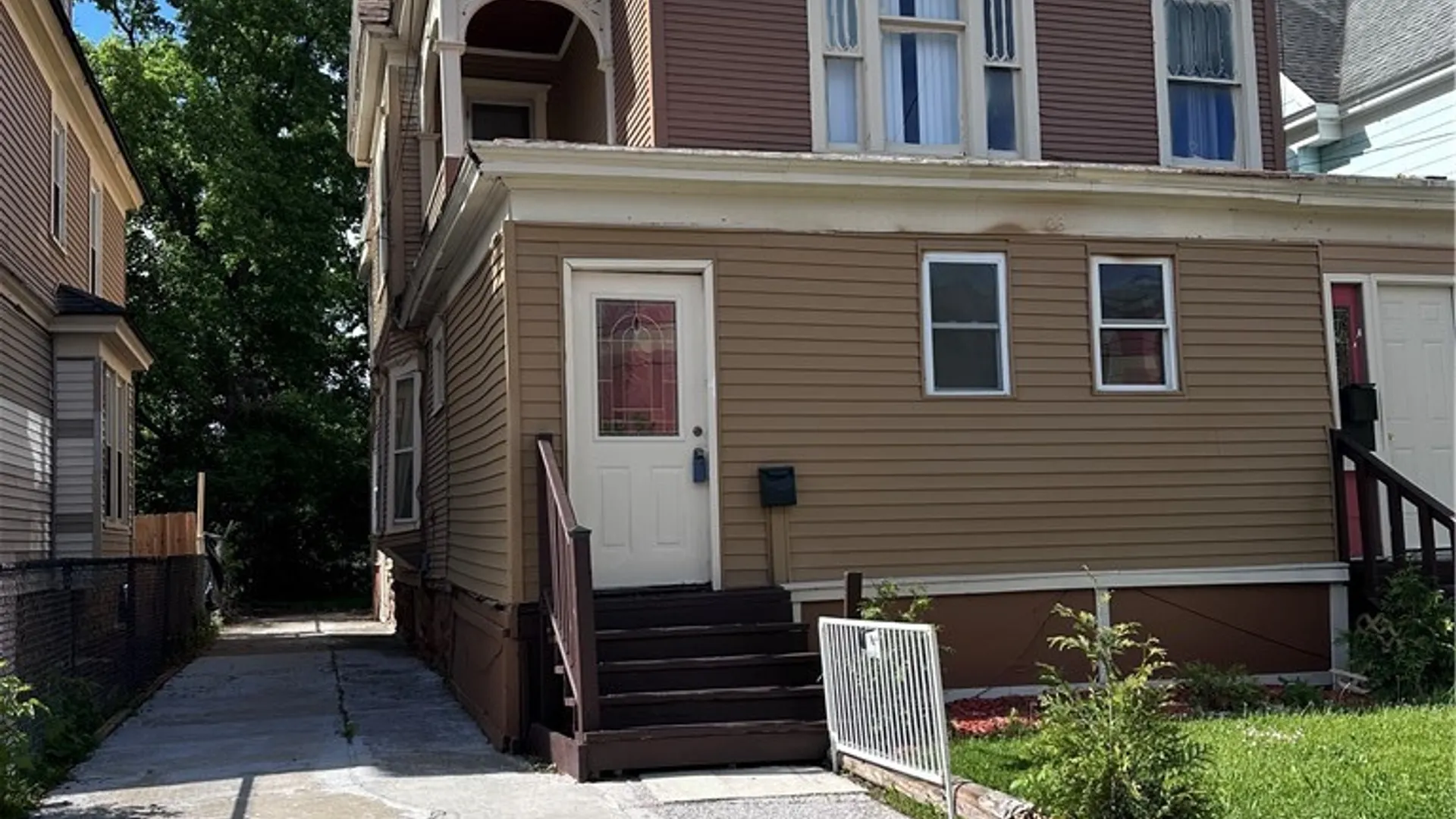 Property at 123 W Pleasant Avenue, Syracuse, NY 13205 3