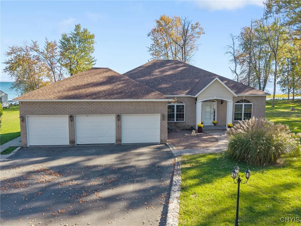 Property at 235 State Route 49, Constantia, NY 13042