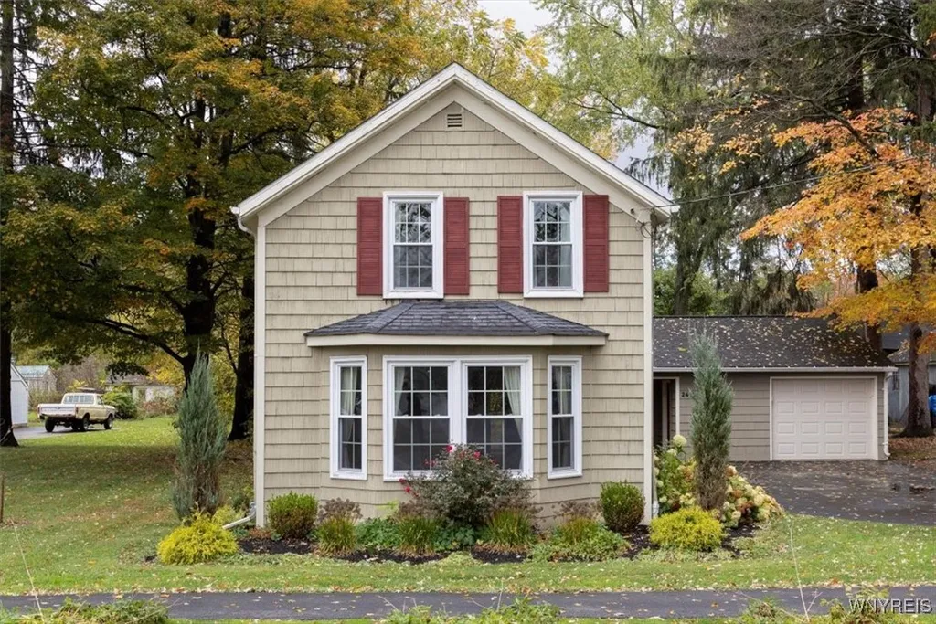 Property at 2492 Emery Road, Aurora, NY 14139