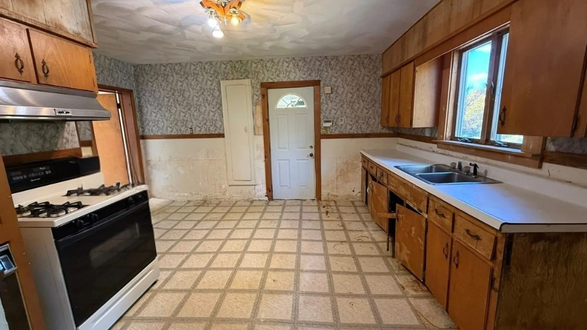 Property at 10418 Cosby Manor Road, Deerfield, NY 13502 6