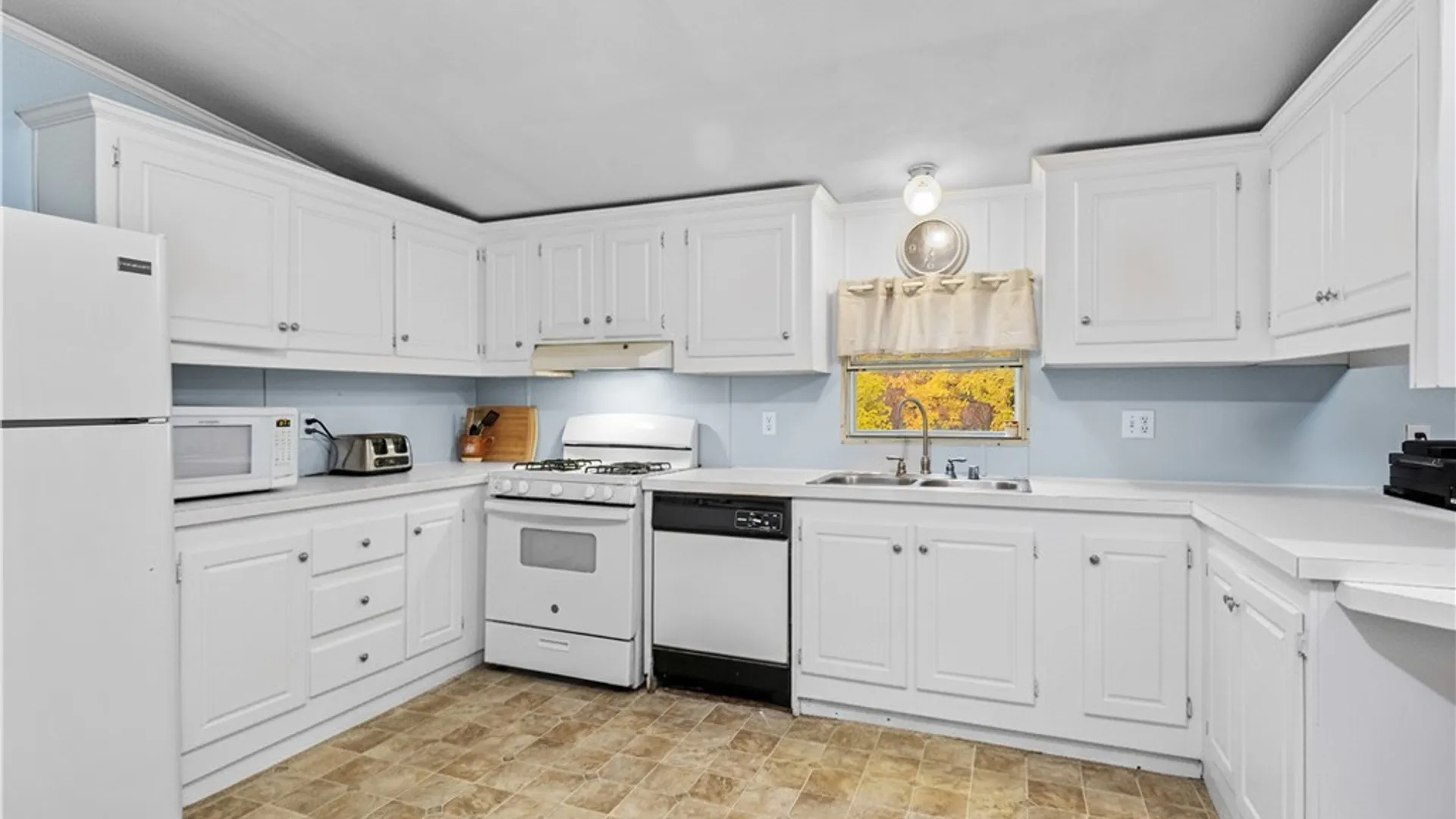 Property at 17 Factory Street, Constantia, NY 13042 3