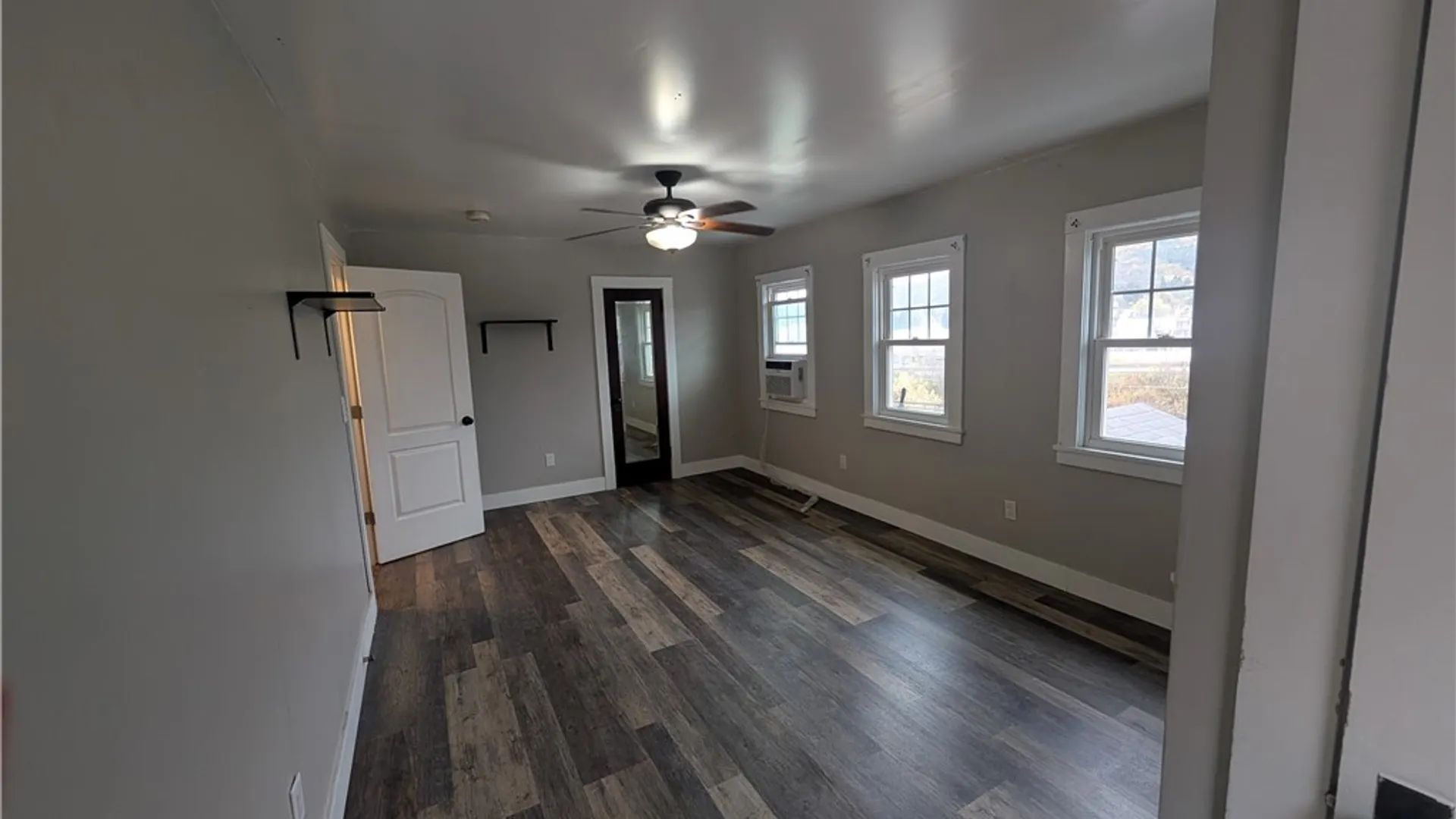 Property at 339 Jackson Avenue, Bradford City, PA 16701 23