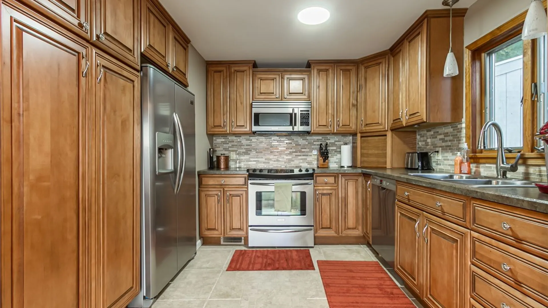 Property at 70 Avalon Trail, Penfield, NY 14580 16
