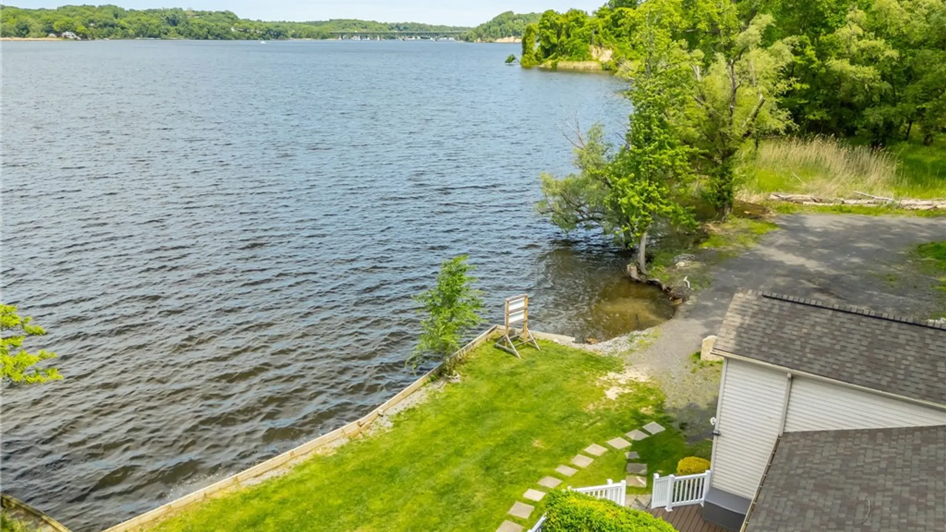 Property at 70 Avalon Trail, Penfield, NY 14580 2