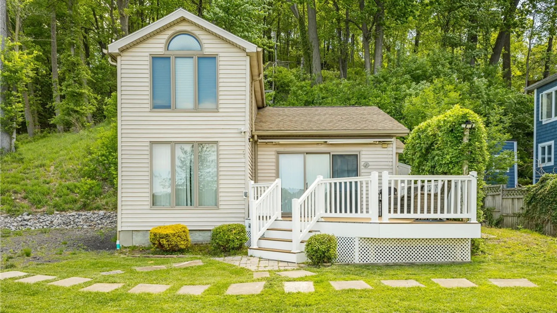 Property at 70 Avalon Trail, Penfield, NY 14580 6