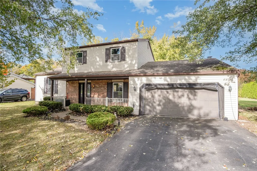 Property at 31 Applegrove Drive, Greece, NY 14612