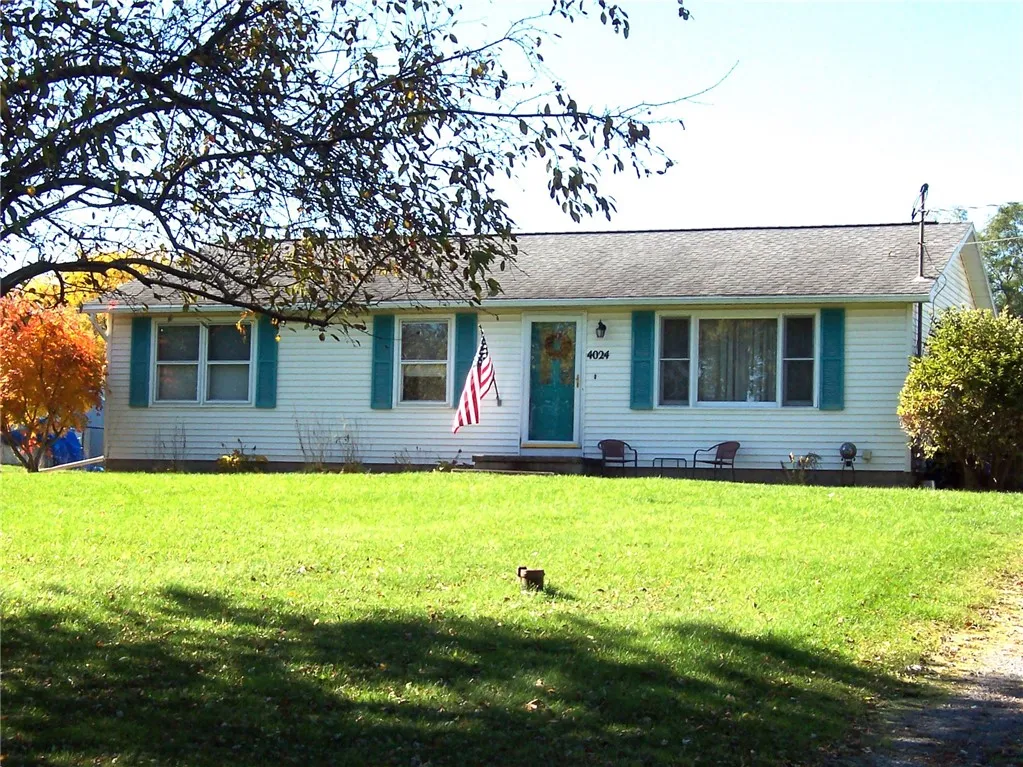 Property at 4024 Hulberton Road, Murray, NY 14470