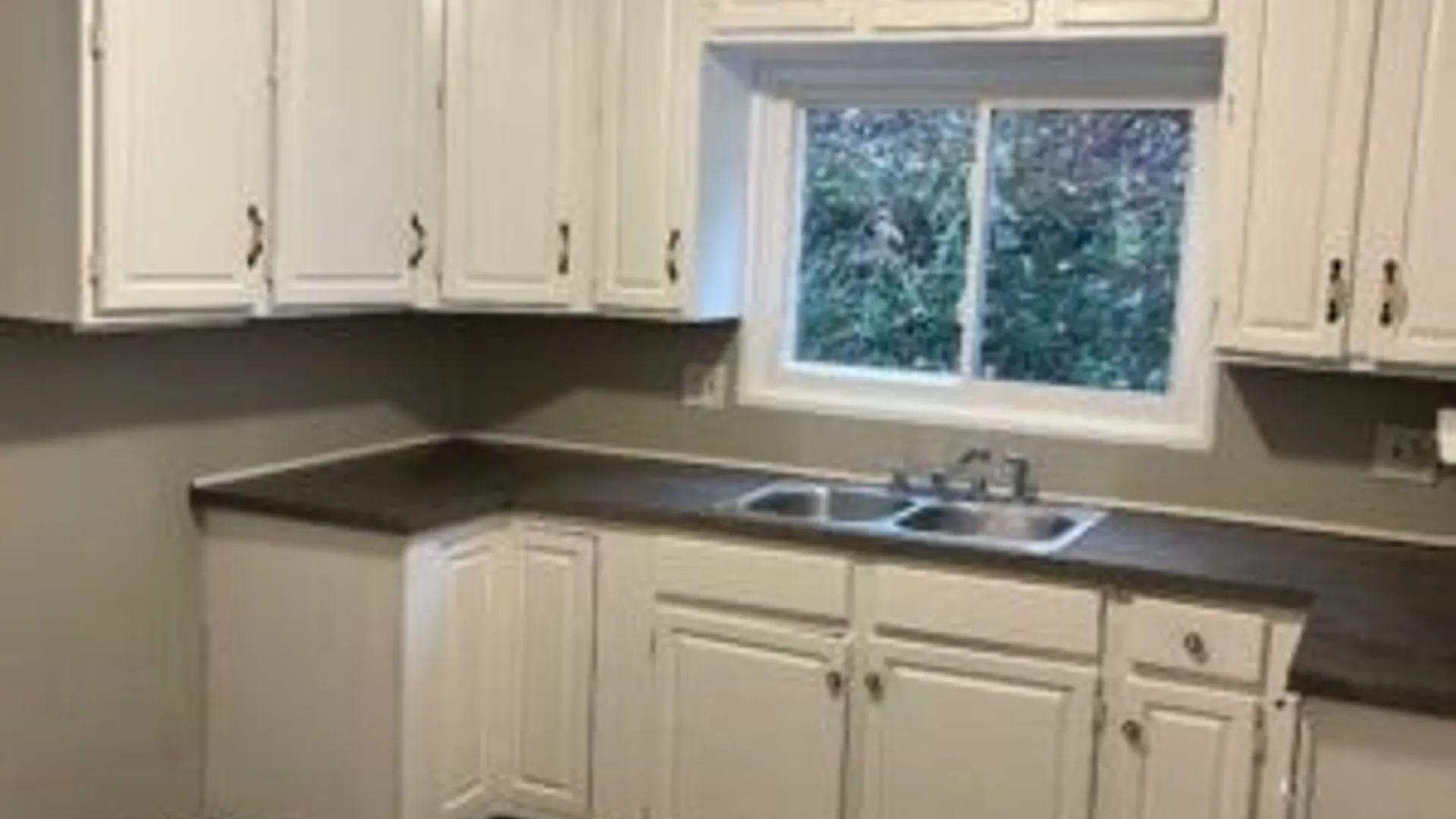 Property at 120 Scottholm Terrace, Syracuse, NY 13224 4