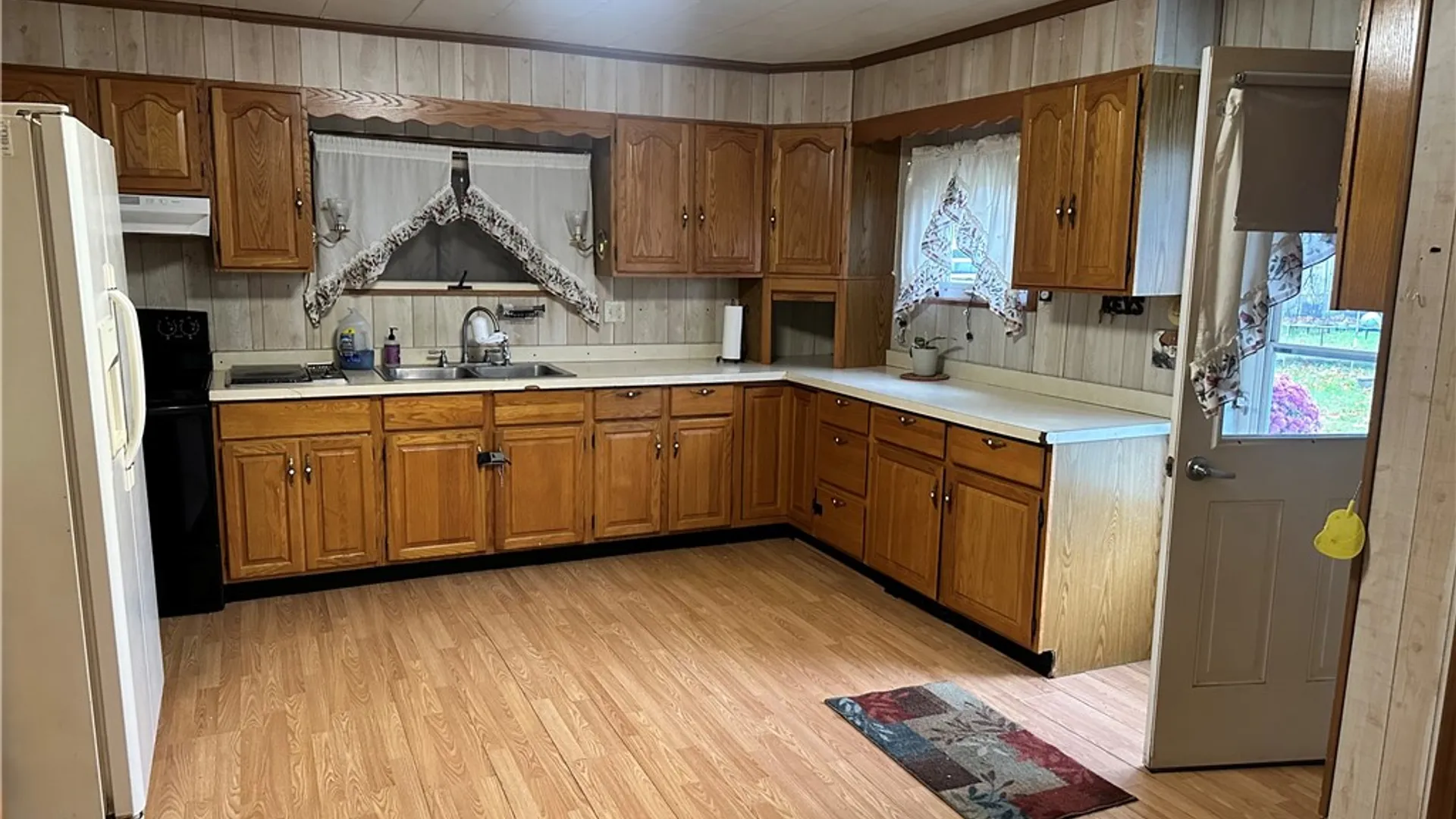 Property at 17 Waite Street, Norwich, NY 13815 5