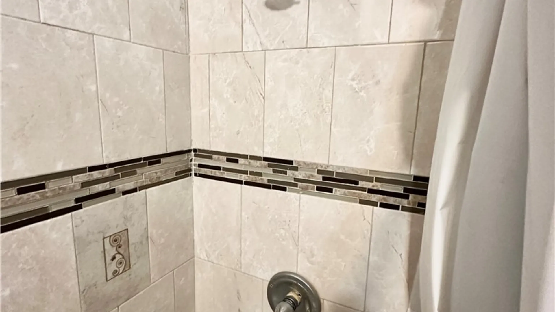 Property at 26 Kohlman Street, Rochester, NY 14621 8