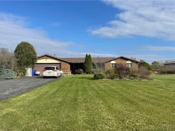 Property at 6721 Aiken Road, Pendleton, NY 14094