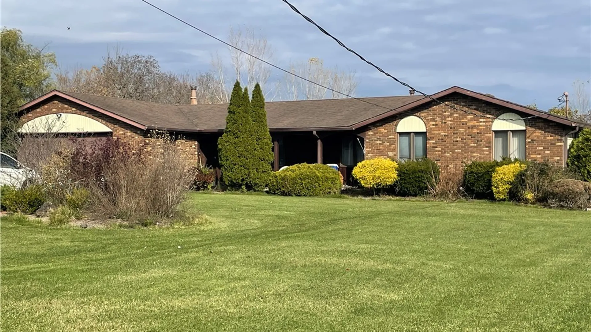 Property at 6721 Aiken Road, Pendleton, NY 14094 4