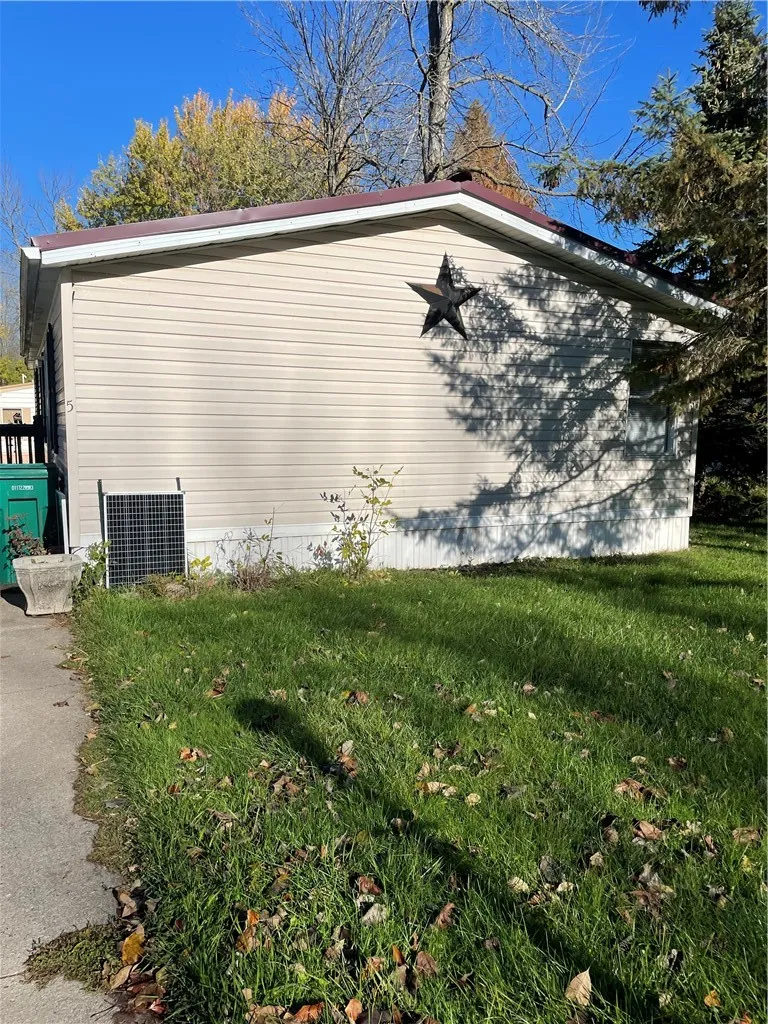 Property at 5 Redwood Avenue, Gaines, NY 14411